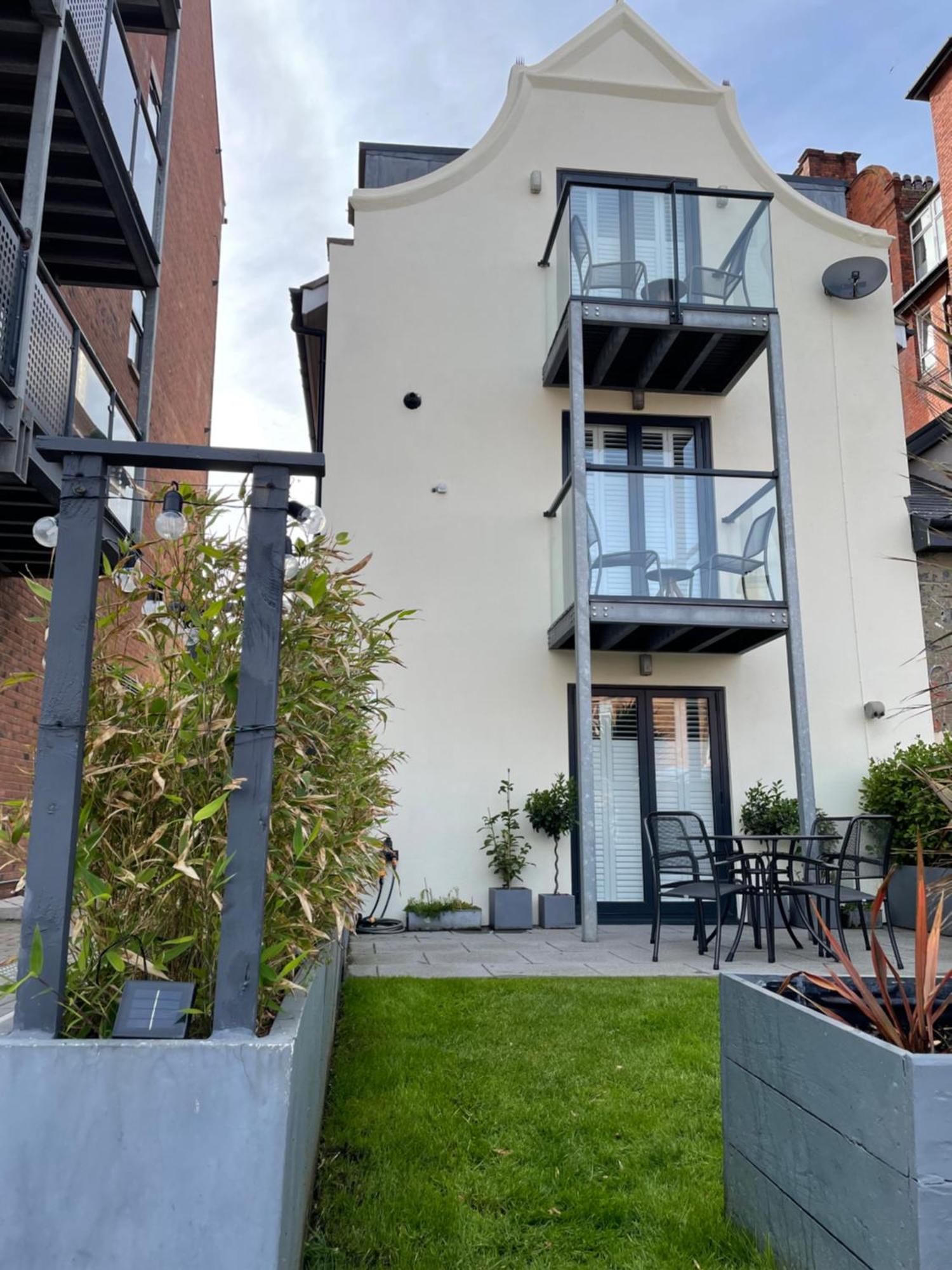 Dom wakacyjny Retro Retreat, Sea View, Free Parking & Ev Plug-in